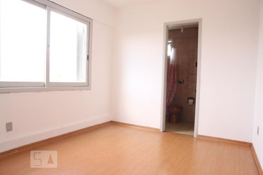 Quarto de apartamento à venda com 1 quarto, 42m² em Partenon, Porto Alegre