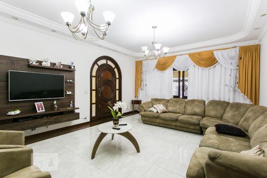 Sala de Estar de casa para alugar com 4 quartos, 300m² em Vila Antonieta, São Paulo