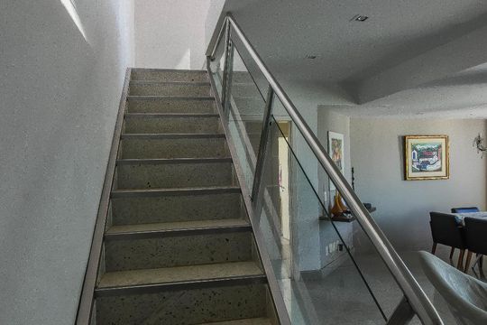 Escada para Cobertura de apartamento à venda com 3 quartos, 200m² em São Pedro, Belo Horizonte