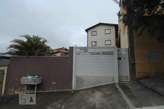 Fachada de apartamento para alugar com 2 quartos, 50m² em Vila Progresso, Santo André