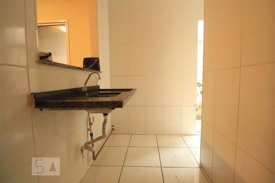 Cozinha de apartamento para alugar com 2 quartos, 50m² em Vila Progresso, Santo André
