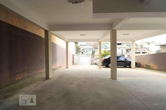 Garagem de apartamento para alugar com 2 quartos, 50m² em Vila Progresso, Santo André