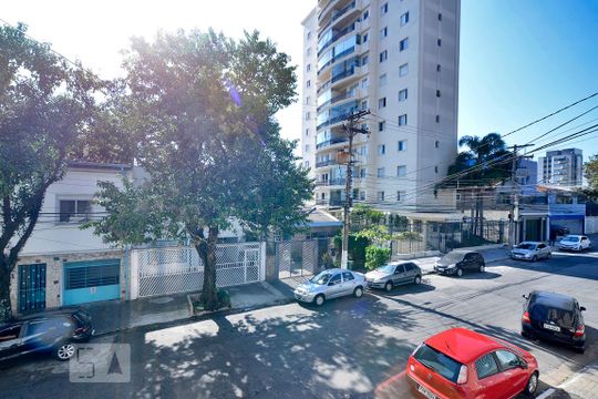 Vista de casa à venda com 3 quartos, 120m² em Alto da Lapa, São Paulo