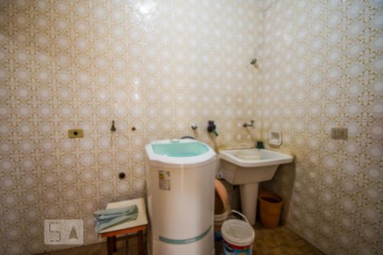 Área de Serviço de casa para alugar com 4 quartos, 440m² em Jardim Guanabara, Campinas