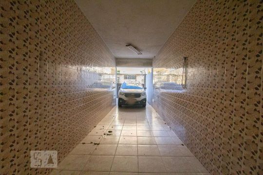 Garagem de casa à venda com 4 quartos, 230m² em Santana, São Paulo