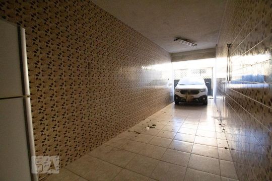 Garagem de casa à venda com 4 quartos, 230m² em Santana, São Paulo