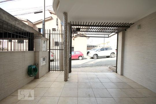 Garagem de casa à venda com 3 quartos, 150m² em Vila Brasílio Machado, São Paulo