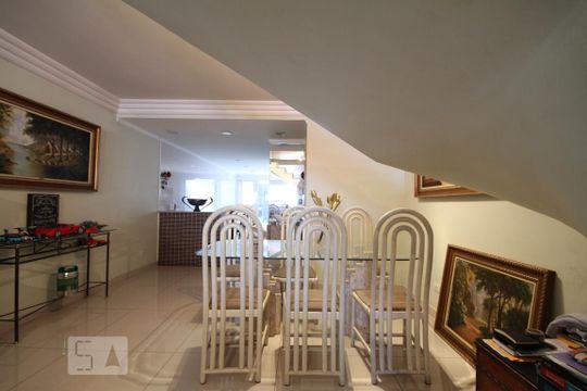 Sala de casa à venda com 3 quartos, 150m² em Vila Brasílio Machado, São Paulo
