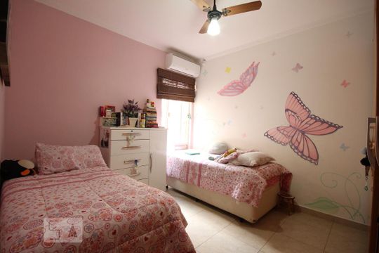 Quarto 1 de casa à venda com 3 quartos, 150m² em Vila Brasílio Machado, São Paulo