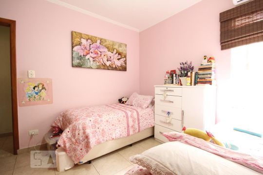 Quarto 1 de casa à venda com 3 quartos, 150m² em Vila Brasílio Machado, São Paulo