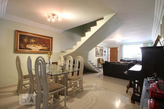 Sala de casa à venda com 3 quartos, 150m² em Vila Brasílio Machado, São Paulo