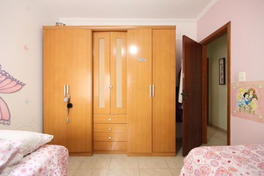 Quarto 1 de casa à venda com 3 quartos, 150m² em Vila Brasílio Machado, São Paulo