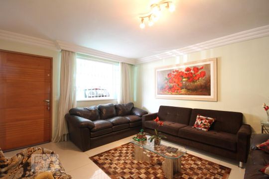 Sala de casa à venda com 3 quartos, 150m² em Vila Brasílio Machado, São Paulo