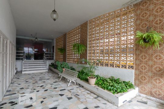 Área comum de apartamento para alugar com 2 quartos, 55m² em Grajaú, Rio de Janeiro