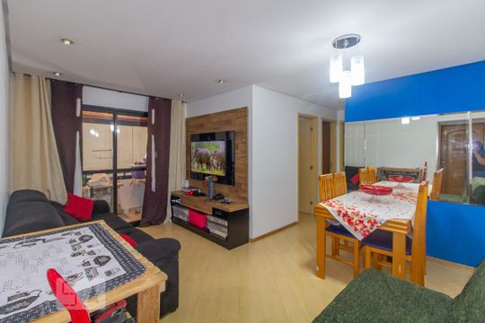 Apartamento à venda com 3 quartos, 68m² em Vila Bertioga, São Paulo