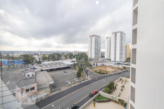 Vista da Sala de apartamento à venda com 1 quarto, 40m² em Portão, Curitiba