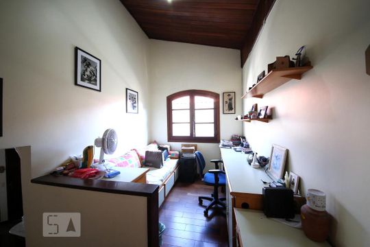 Escritório de casa à venda com 3 quartos, 204m² em Jardim da Campina, São Paulo