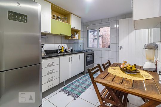 Cozinha de casa de condomínio à venda com 4 quartos, 117m² em Pechincha, Rio de Janeiro
