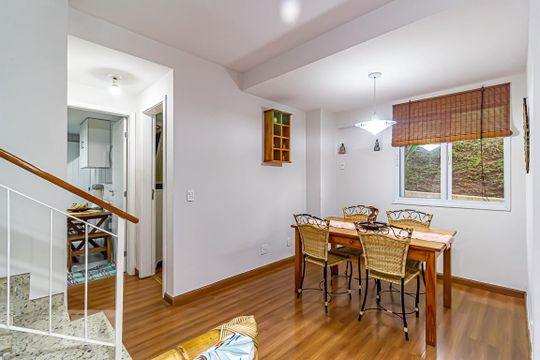 Sala de casa de condomínio à venda com 4 quartos, 117m² em Pechincha, Rio de Janeiro