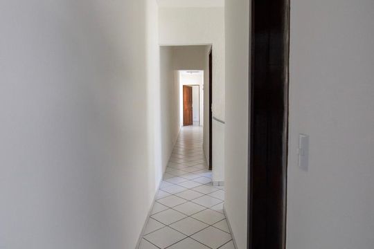 Corredor de casa para alugar com 4 quartos, 122m² em Jardim Ester, São Paulo