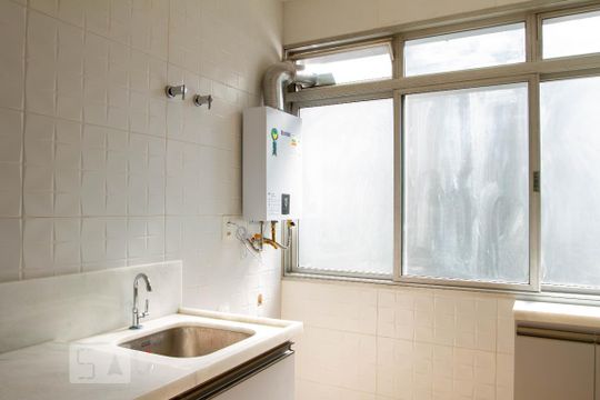 Área de Serviço de apartamento à venda com 3 quartos, 110m² em Leblon, Rio de Janeiro