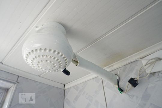 Banheiro Chuveiro de apartamento para alugar com 2 quartos, 44m² em Conjunto Habitacional Padre Manoel da Nóbrega, São Paulo