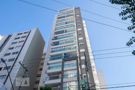 Fachada de apartamento para alugar com 1 quarto, 43m² em Pinheiros, São Paulo