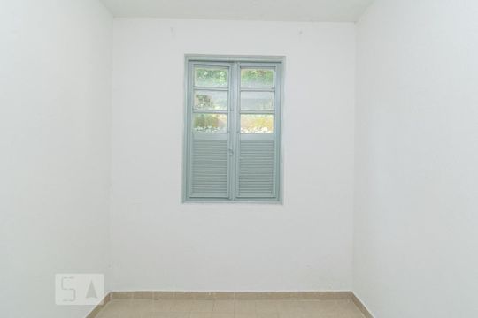 QUARTO DE SERVIÇO de casa à venda com 3 quartos, 97m² em Fonseca, Niterói