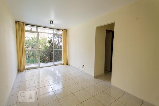 Sala de apartamento para alugar com 2 quartos, 56m² em Parque Bristol, São Paulo