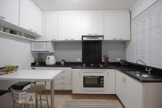 Cozinha de casa para alugar com 5 quartos, 256m² em Conjunto Residencial Butantã, São Paulo