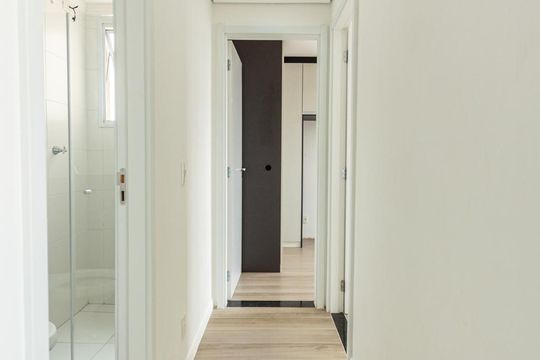 Corredor de apartamento à venda com 2 quartos, 41m² em Jardim Taboão, São Paulo