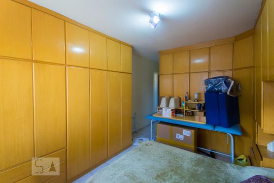 Suíte de casa à venda com 3 quartos, 160m² em Vila Moraes, São Paulo