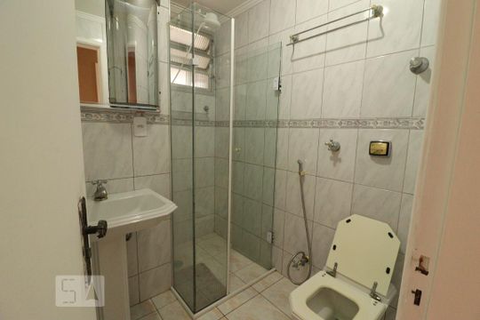 Banheiro de apartamento à venda com 3 quartos, 88m² em Cambuci, São Paulo