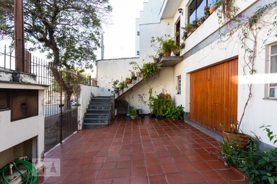 Garagem de casa à venda com 2 quartos, 400m² em Jardim Peri Peri, São Paulo