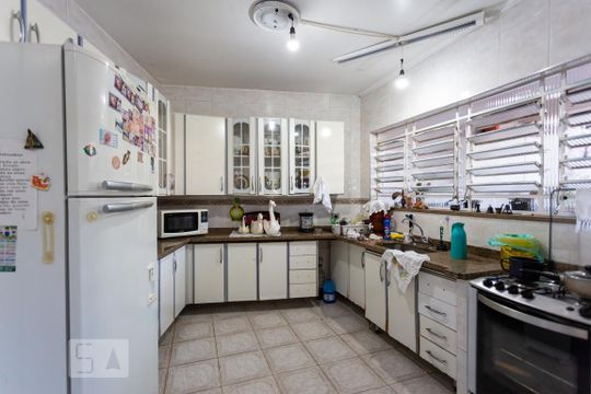 Cozinha de casa à venda com 2 quartos, 400m² em Jardim Peri Peri, São Paulo