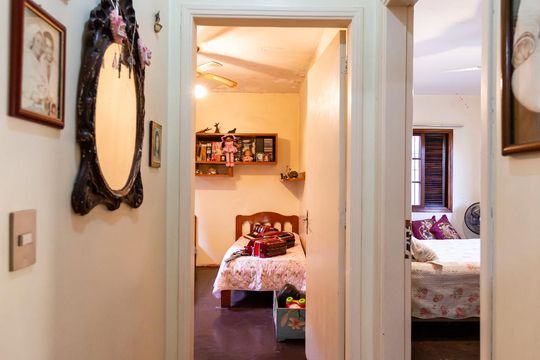 Corredor de casa à venda com 2 quartos, 400m² em Jardim Peri Peri, São Paulo