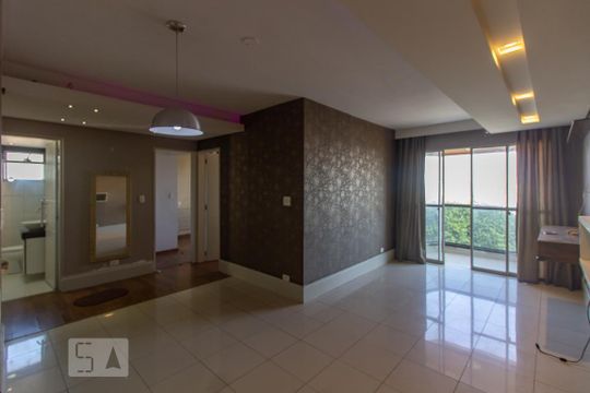 Apartamento para alugar com 2 quartos, 67m² em Chácara Seis de Outubro, São Paulo
