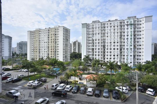 Vista do Quarto 2 de apartamento para alugar com 2 quartos, 51m² em Jacarepaguá, Rio de Janeiro