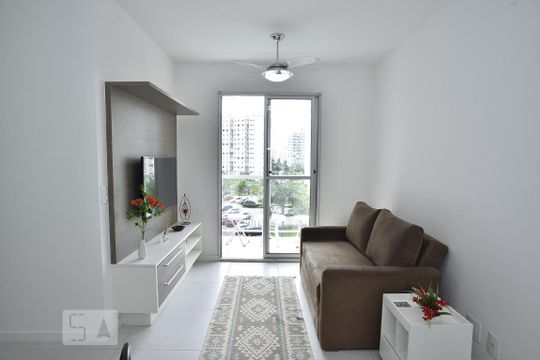 Apartamento para alugar com 2 quartos, 51m² em Jacarepaguá, Rio de Janeiro