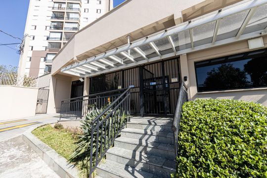 Fachada de apartamento para alugar com 2 quartos, 60m² em Parque Independencia, São Paulo