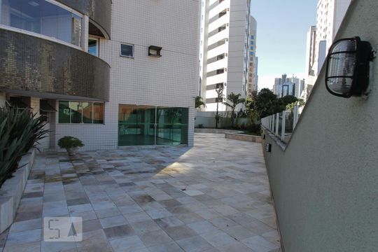 Área comum de apartamento para alugar com 1 quarto, 40m² em Funcionários, Belo Horizonte
