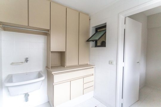 Área de serviço de apartamento à venda com 3 quartos, 155m² em Nova Petrópolis, São Bernardo do Campo