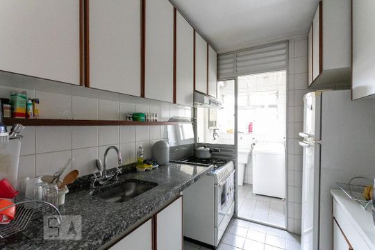 Cozinha de apartamento à venda com 3 quartos, 78m² em Perdizes, São Paulo