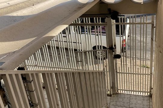 Escada de casa para alugar com 1 quarto, 90m² em Vila Olímpia, Sorocaba