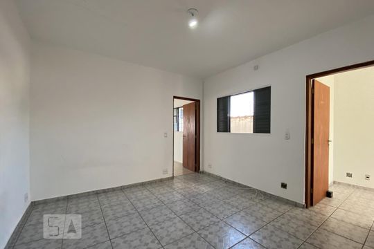 Quarto de casa para alugar com 1 quarto, 90m² em Vila Olímpia, Sorocaba