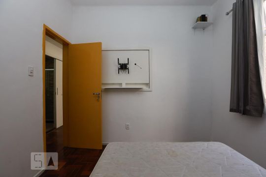 Quarto de apartamento à venda com 1 quarto, 49m² em São Cristóvão, Rio de Janeiro