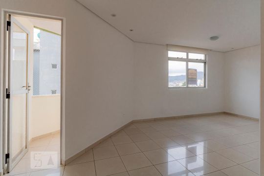 Apartamento à venda com 3 quartos, 100m² em Sagrada Família, Belo Horizonte