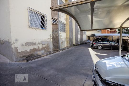 Garagem de apartamento à venda com 3 quartos, 87m² em Vila Cloris, Belo Horizonte