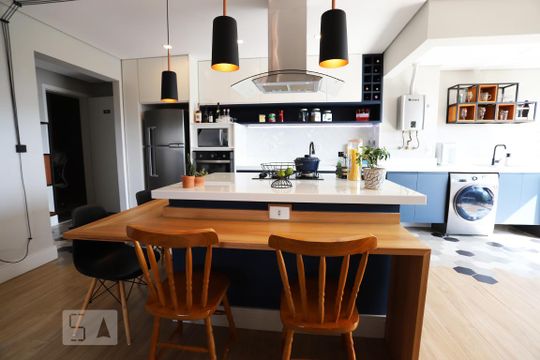Cozinha de apartamento à venda com 2 quartos, 77m² em Alphaville Empresarial, Barueri
