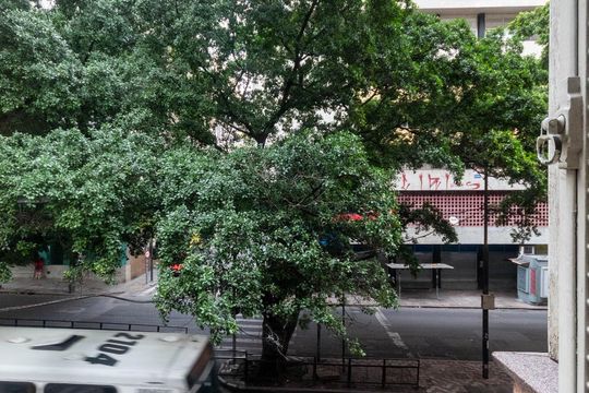 Vista do Banheiro de apartamento para alugar com 2 quartos, 52m² em Centro Histórico, Porto Alegre